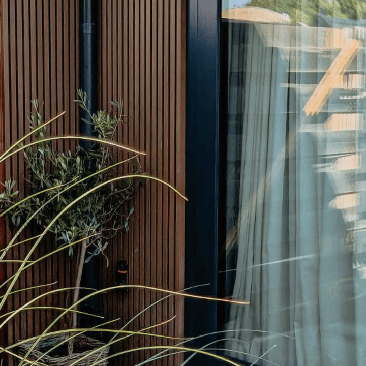 Premium Rabatdeel Rhombus Teak - composiet