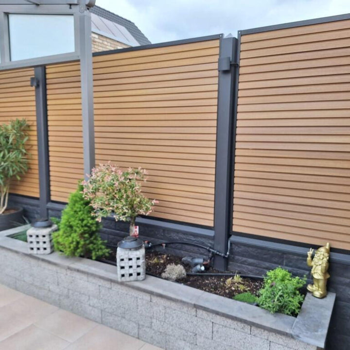 Set Premium Composiet Schutting Rhombus Eiken - inclusief tuinpalen - composiet