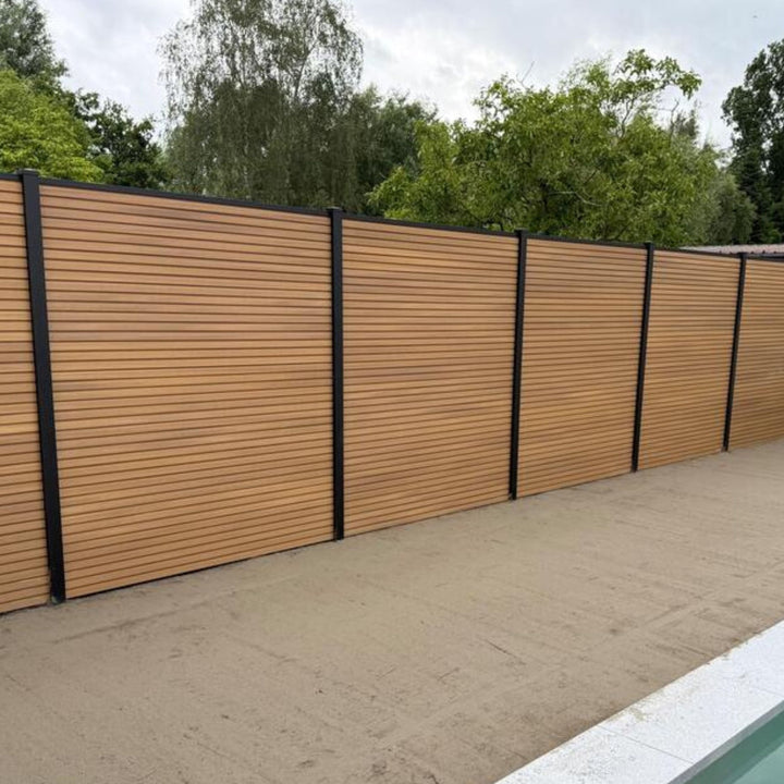 Set Premium Composiet Schutting Rhombus Eiken - inclusief tuinpalen - composiet